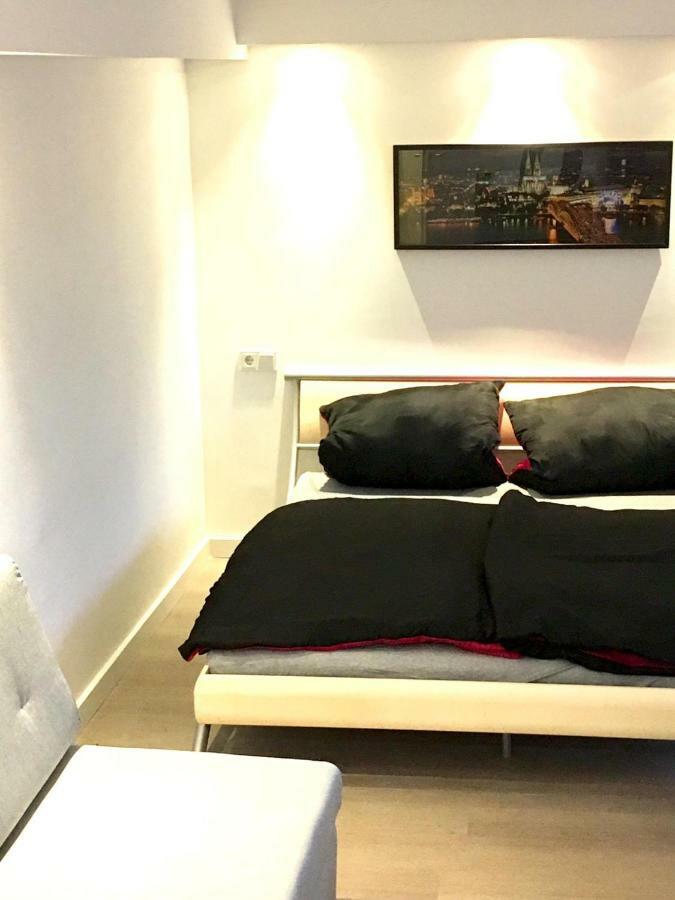 Miniappartement Zini Lindlar Εξωτερικό φωτογραφία